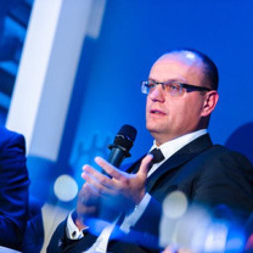 Prof. Adam Mariański w panelu podczas Forum Firm Rodzinnych Forbesa